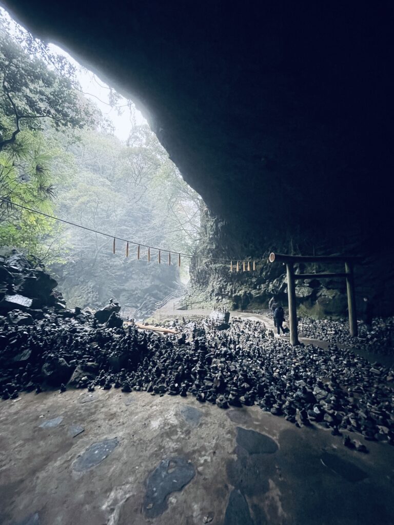 天安河原